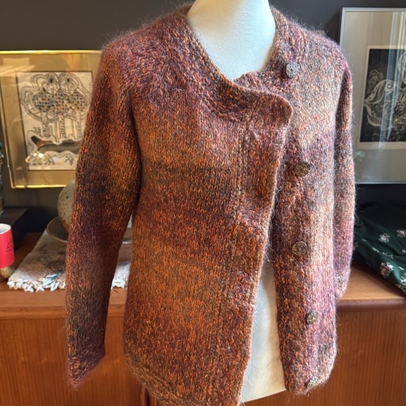 Women's hand knitted beautiful wool wooden buttons, Knit cardi wood buttons - Picture 5 of 13